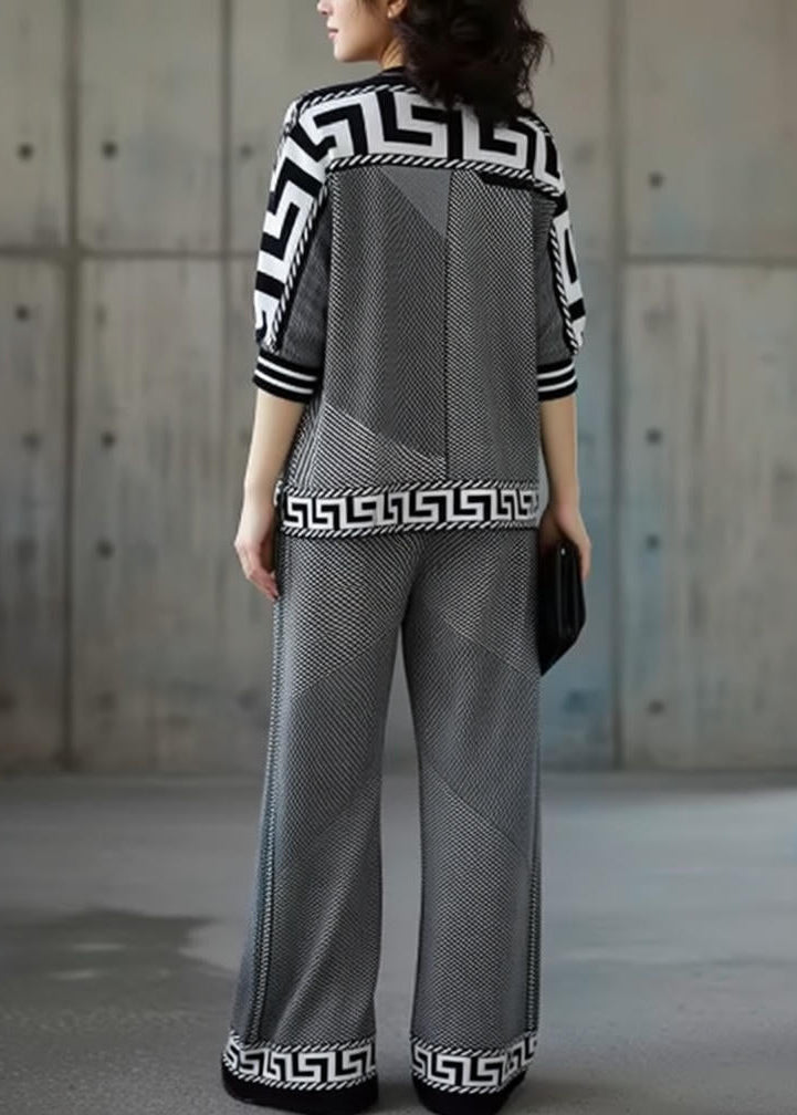 Set Femminile Scolpito – Adatto per Uso Casual e Quotidiano