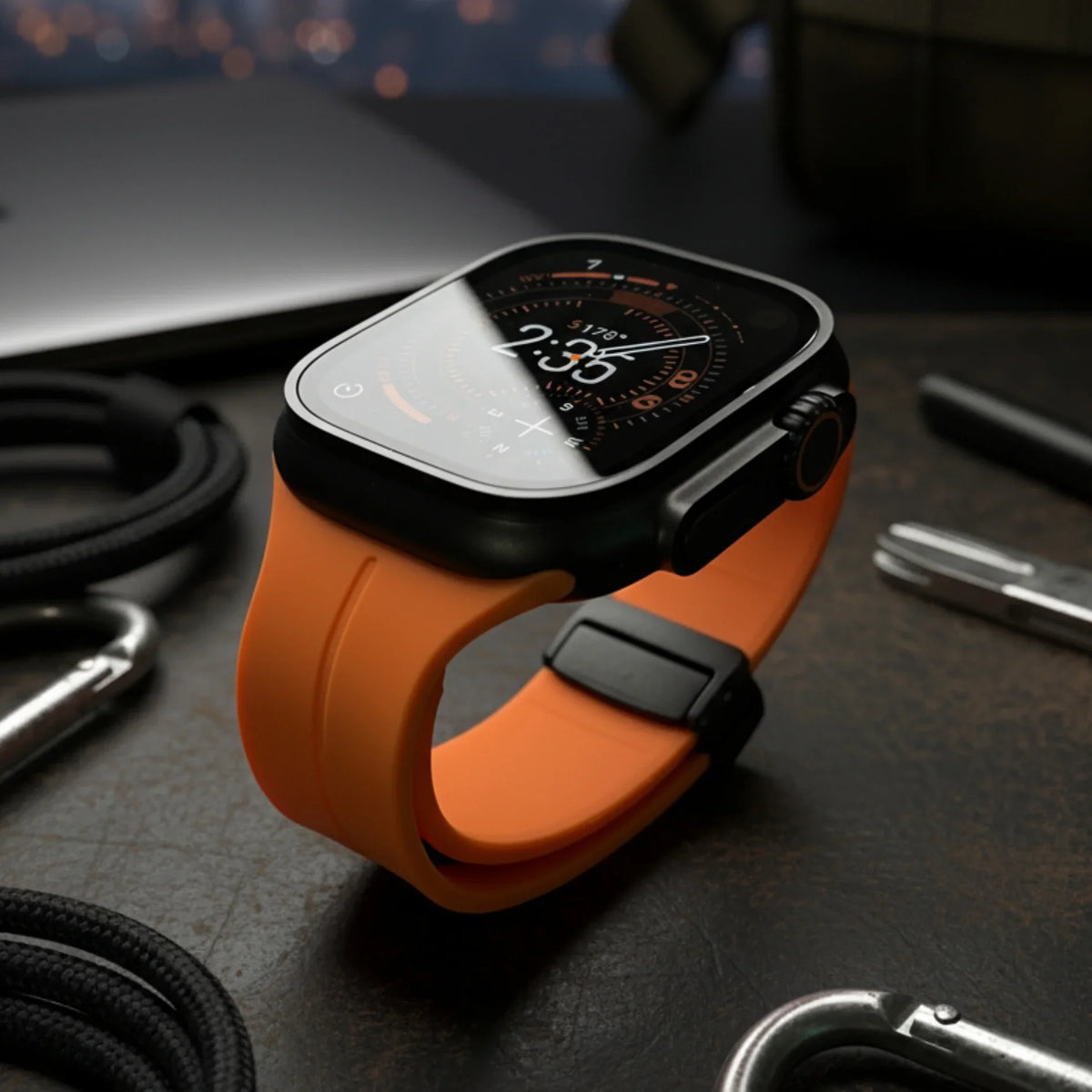 Cinturino per Apple Watch in Silicone con Chiusura Magnetica a Farfalla