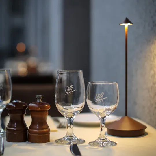 Lampada da Tavolo LED Ricaricabile Senza Fili Bianco e Oro