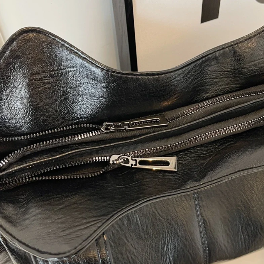 Borsa a Spalla Donna in Ecopelle - Design Multitasca