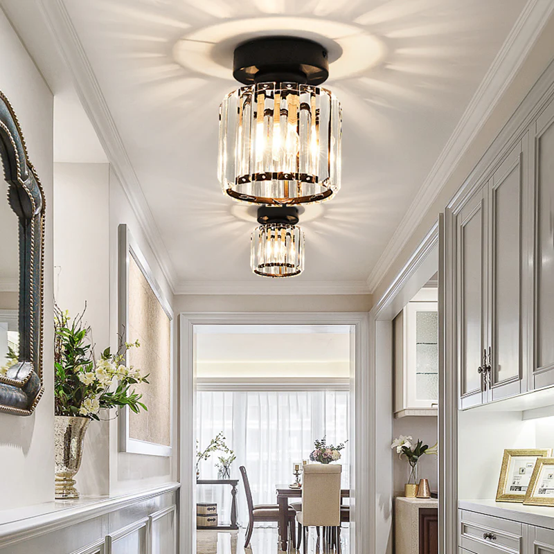 Plafoniera da Soffitto Nera con Paralume in Cristallo e Struttura in Ottone
