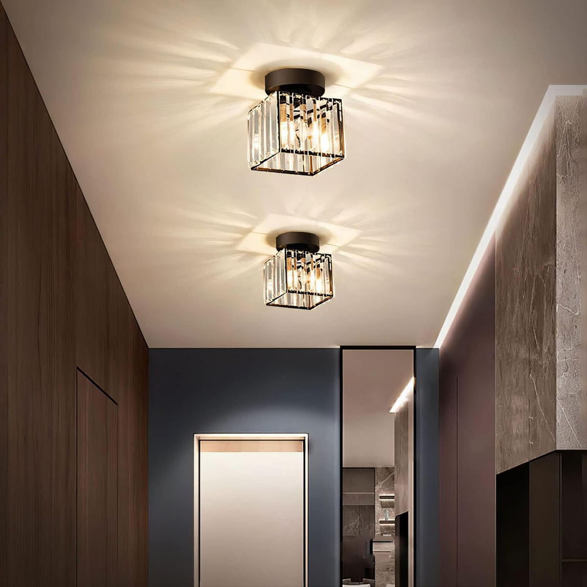Plafoniera da Soffitto Nera con Paralume in Cristallo e Struttura in Ottone