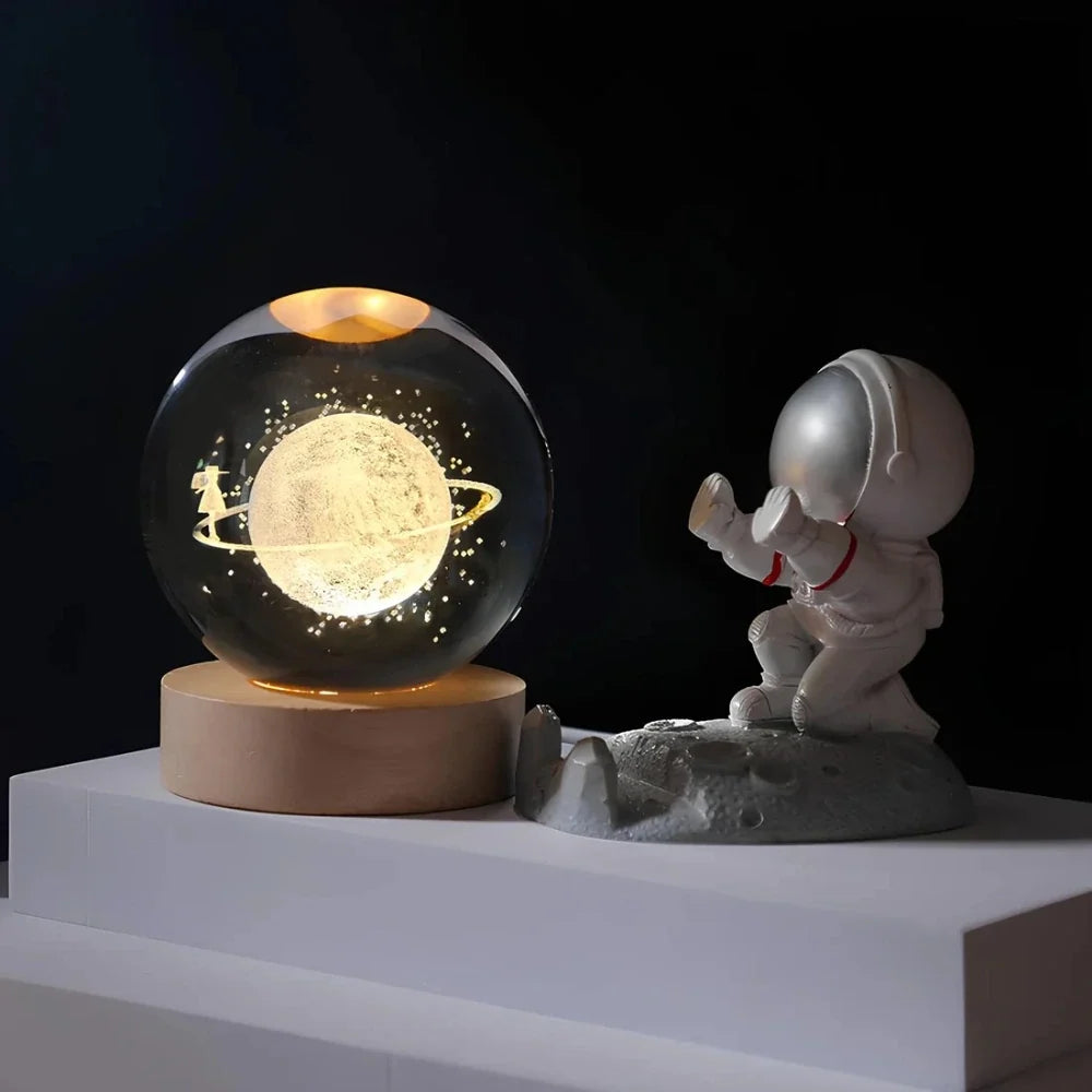 Sfera di Cristallo Luminosa 3D con Base LED in Legno - Lampada da Notte USB