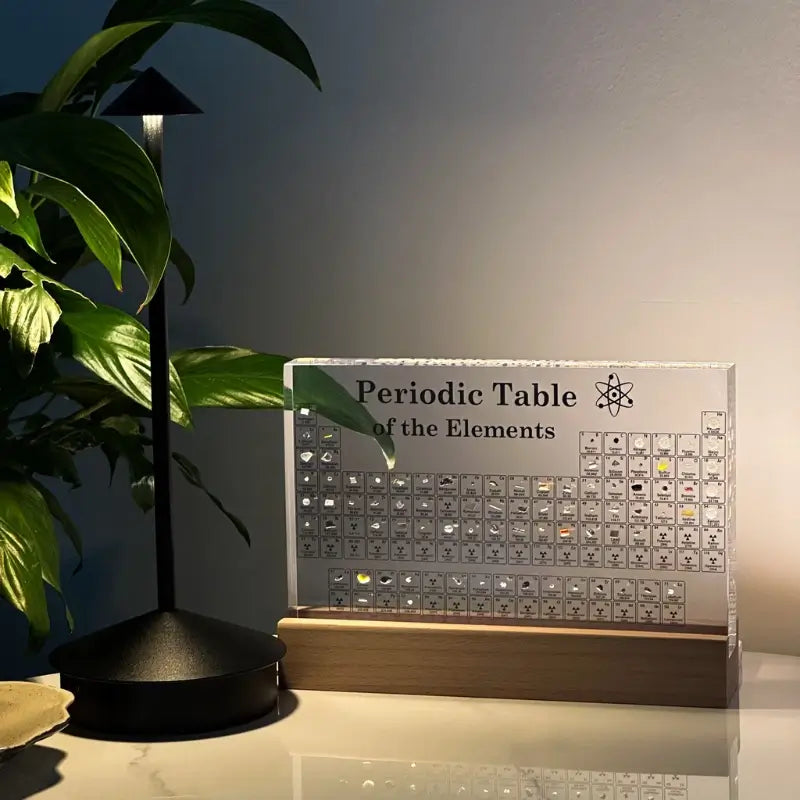 Tavola Periodica con Elementi Reali Illuminata in Resina Acrilica