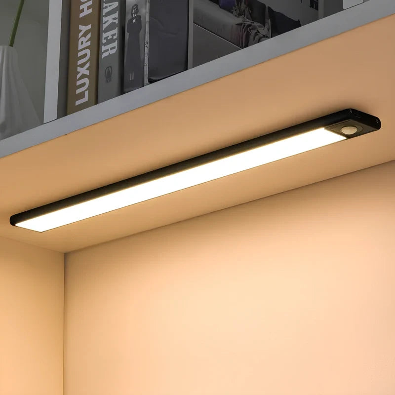 Faretto LED Senza Incasso con Sensore di Movimento e Ricarica USB