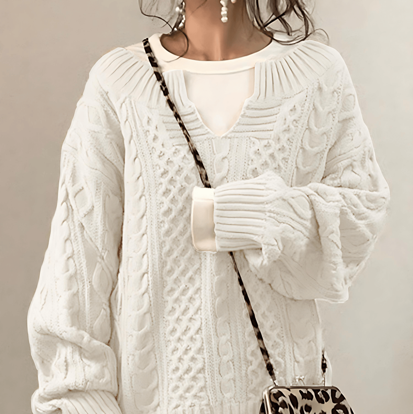 Donna - Maglia con scollo a V in maglia a cavo - Comfort oversize