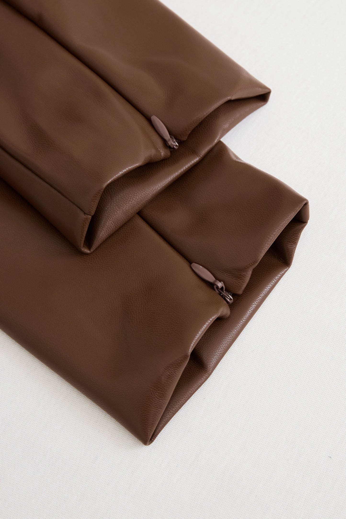 Abito Scollo Vita – Adatto per Serate e Feste, Con Zip e Design Senza Maniche