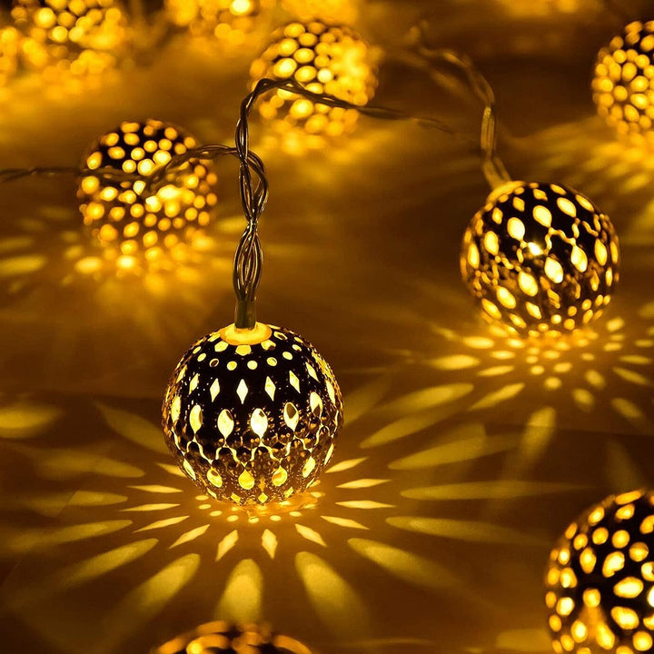 Catena Luminosa Solare a Sfere Marocchine da Giardino Terrazzo e Balcone