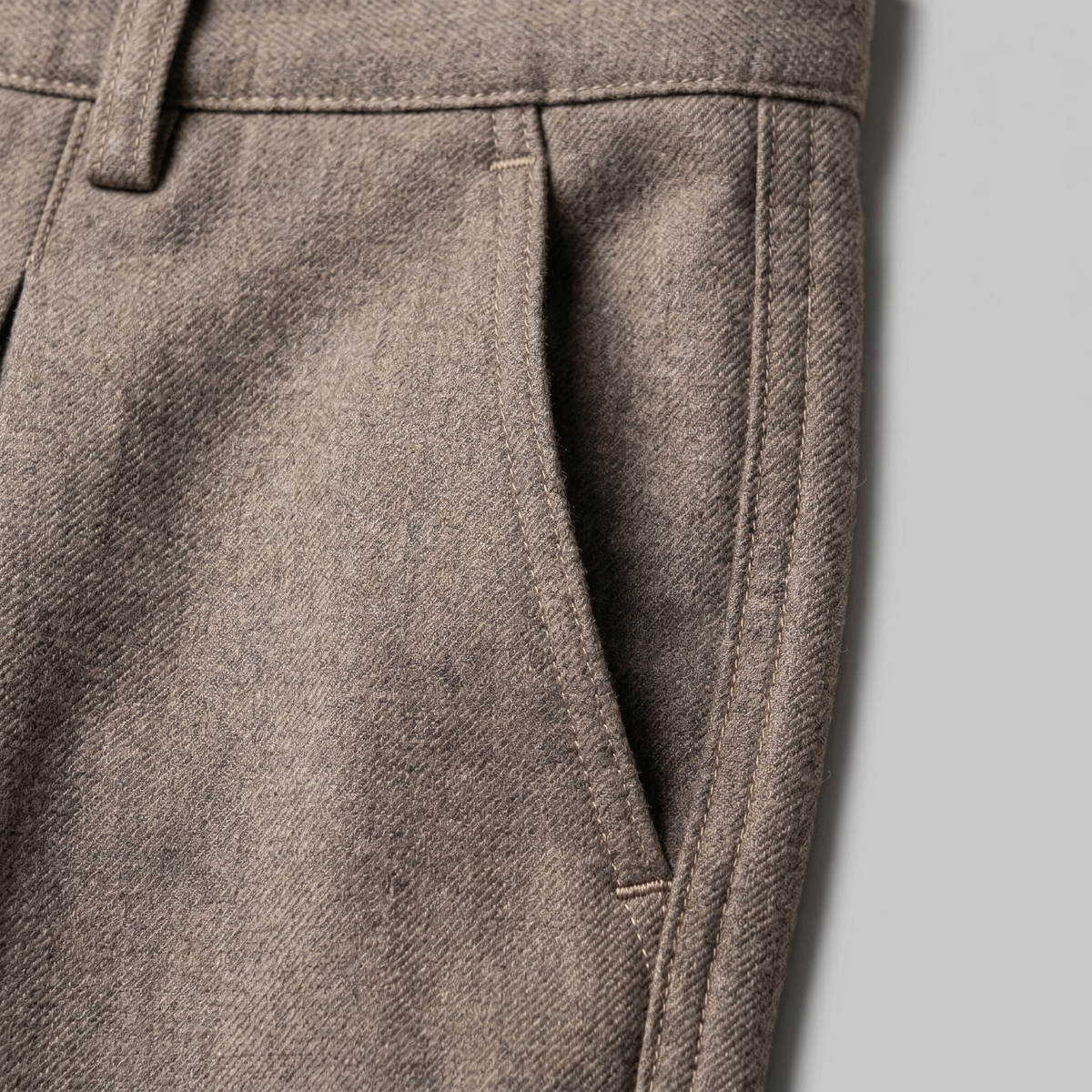 Pantaloni Uomo Sartoriali a Gamba Ampia con Pince