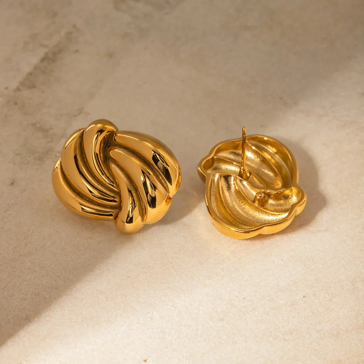 Orecchini a Nodo Donna Placcati Oro Giallo 18k - Design Intrecciato