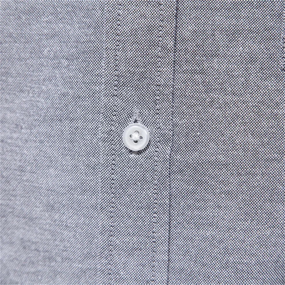 Camicia Slim Fit da Uomo – Con Collo Button-Down e Taschino, Adatta per Lavoro e Uso Quotidiano