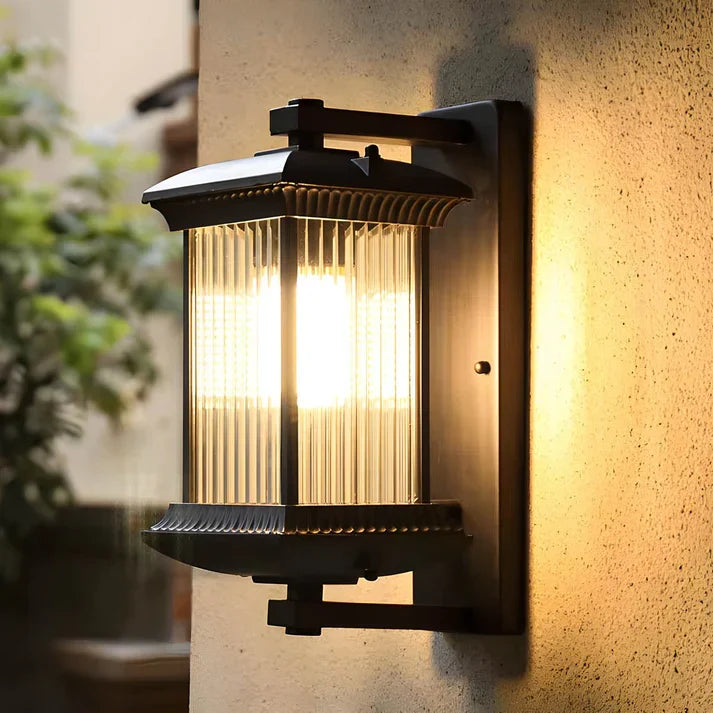 Applique da Esterno Stile Lanterna in Alluminio e Vetro Striato