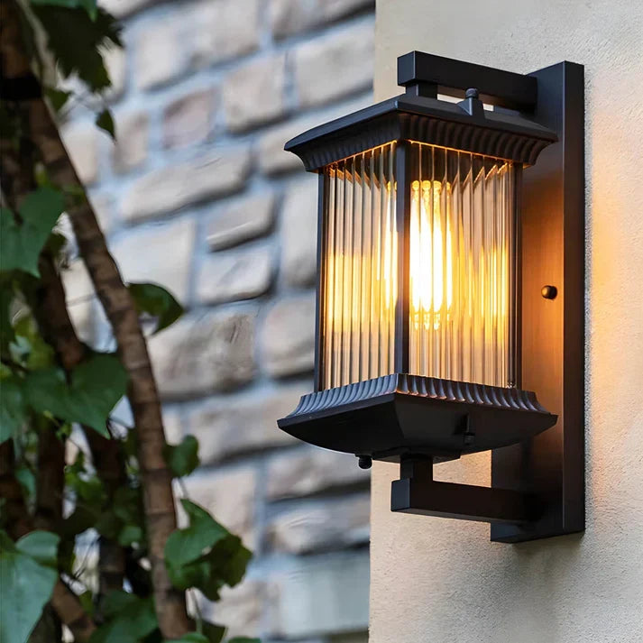 Applique da Esterno Stile Lanterna in Alluminio e Vetro Striato