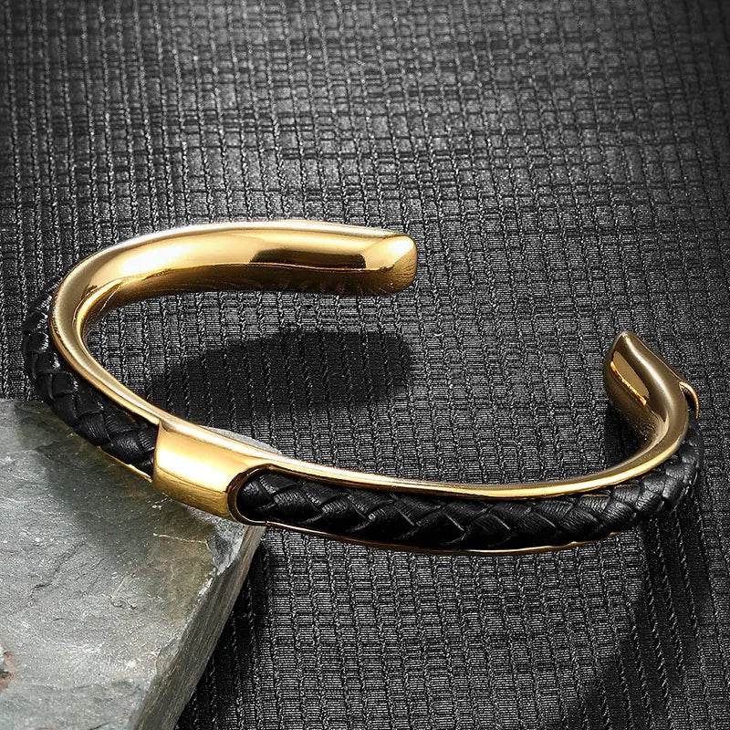 Bracciale Uomo a Polsino in Pelle e Acciaio Inossidabile