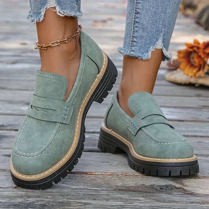 Mocassini Donna in Camoscio con Platform e Suola in Gomma