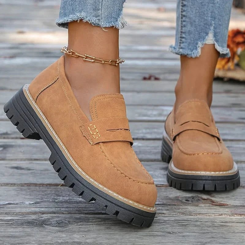 Mocassini Donna in Camoscio con Platform e Suola in Gomma