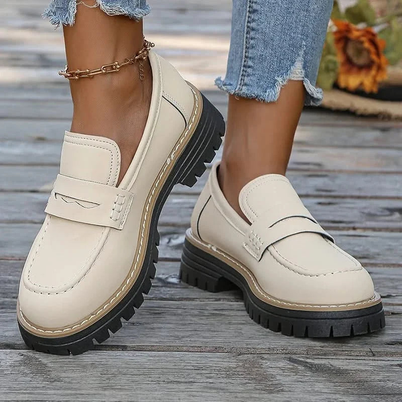 Mocassini Donna in Camoscio con Platform e Suola in Gomma