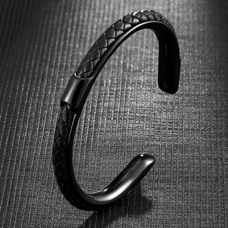 Bracciale Uomo a Polsino in Pelle e Acciaio Inossidabile