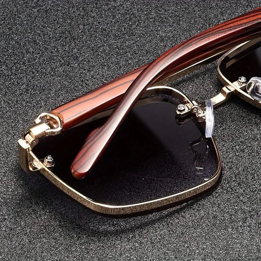Occhiali da Sole Unisex Montatura in Metallo con Finitura Effetto Legno