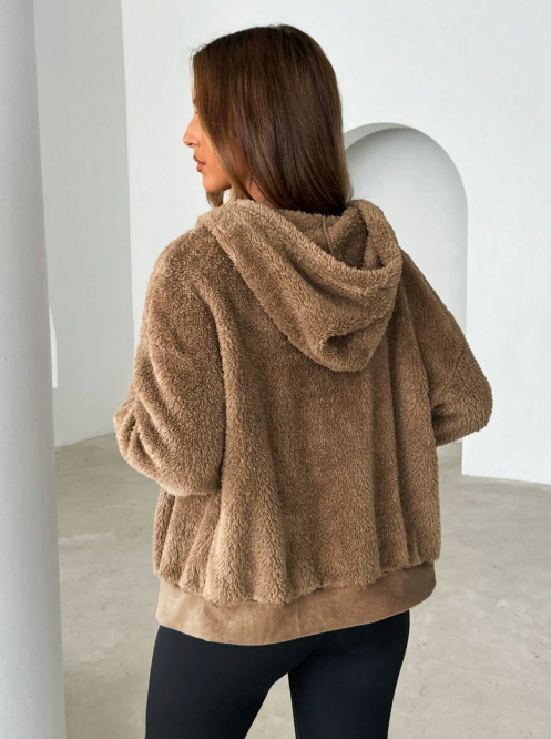 Cardigan Donna in Pile Morbido con Cappuccio e Zip