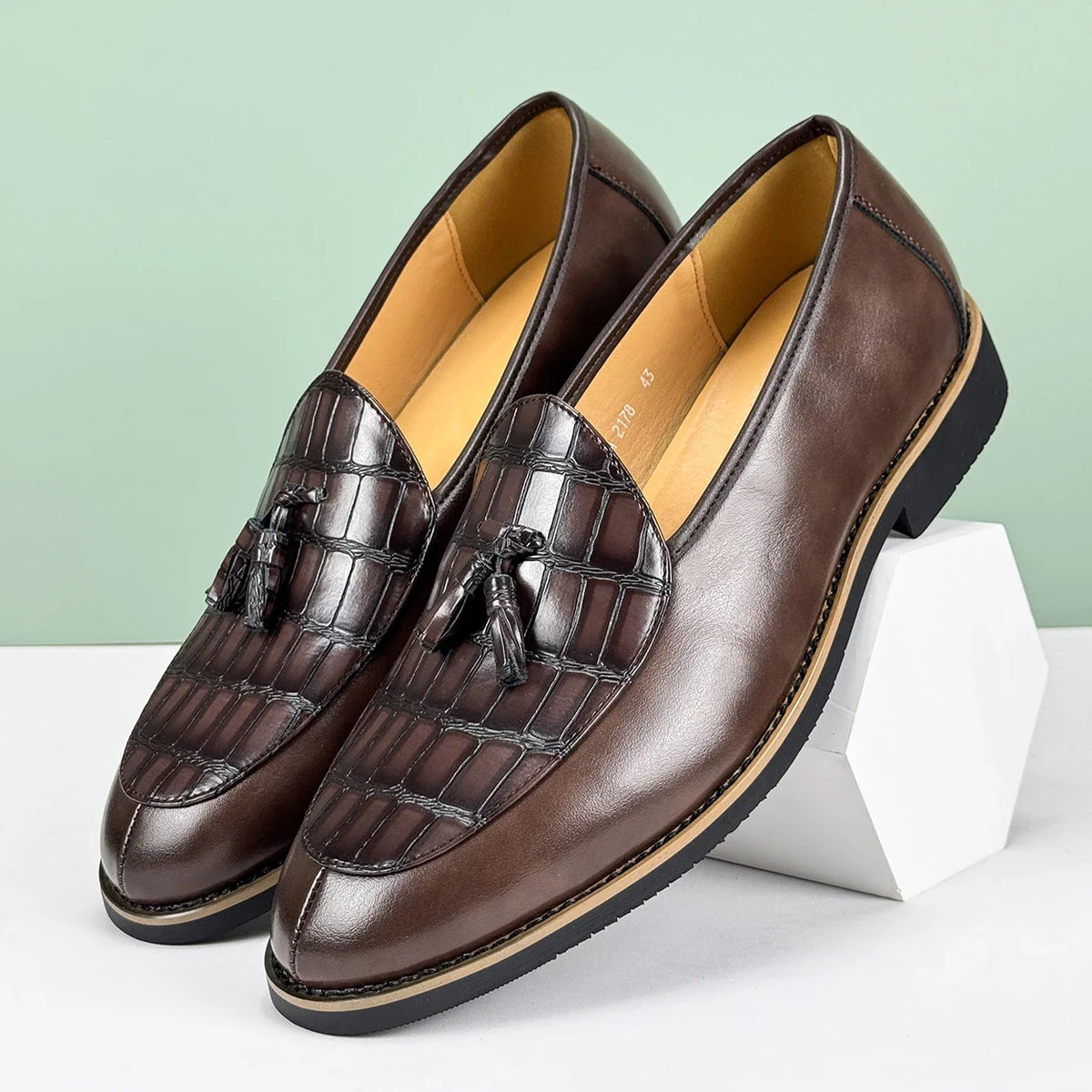 Mocassino Uomo con Nappine in Pelle Italiana Effetto Coccodrillo