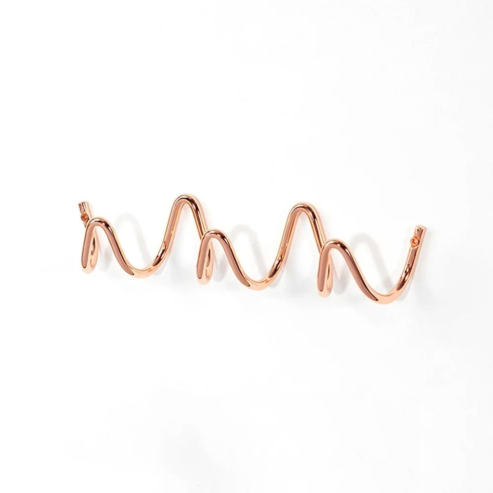 Appendiabiti da Parete in Ferro Battuto – Design Ondulato con Ganci