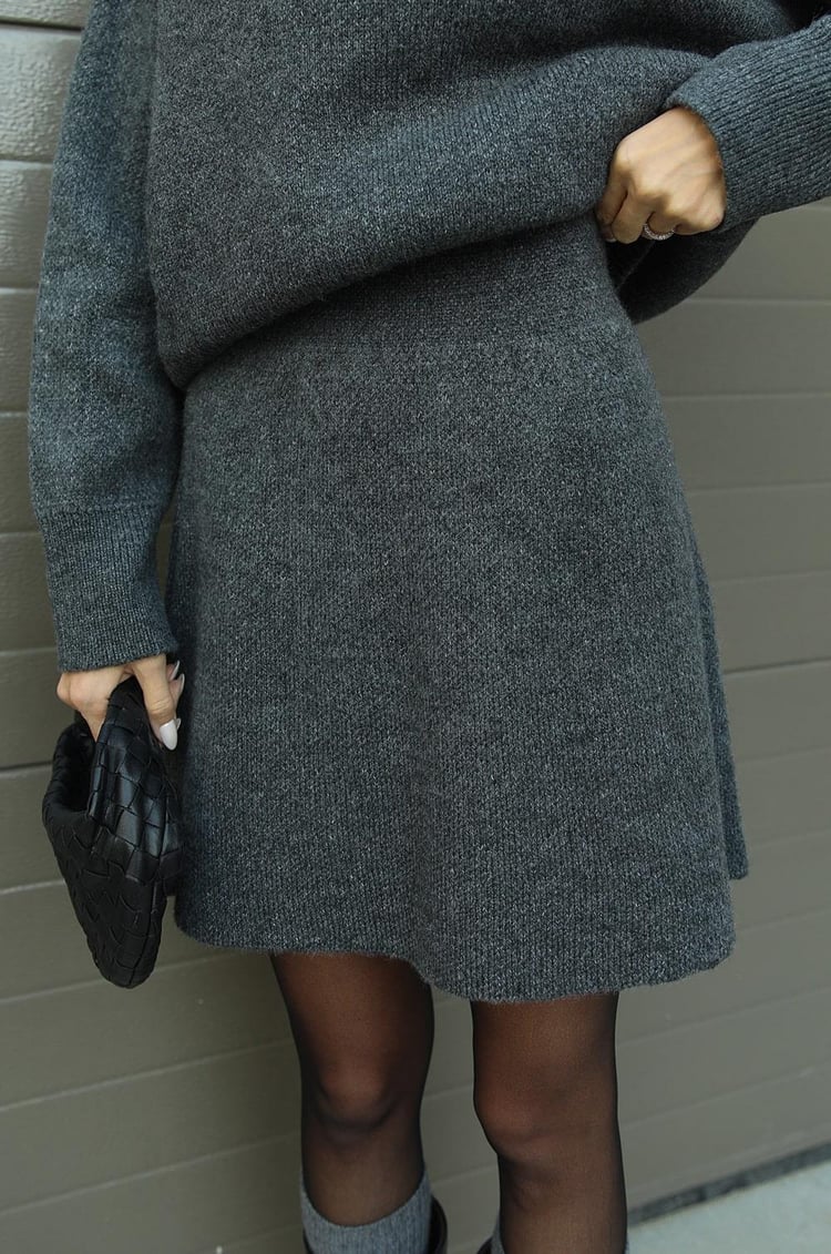 Completo Donna Maglione Oversize e Gonna in Misto Lana