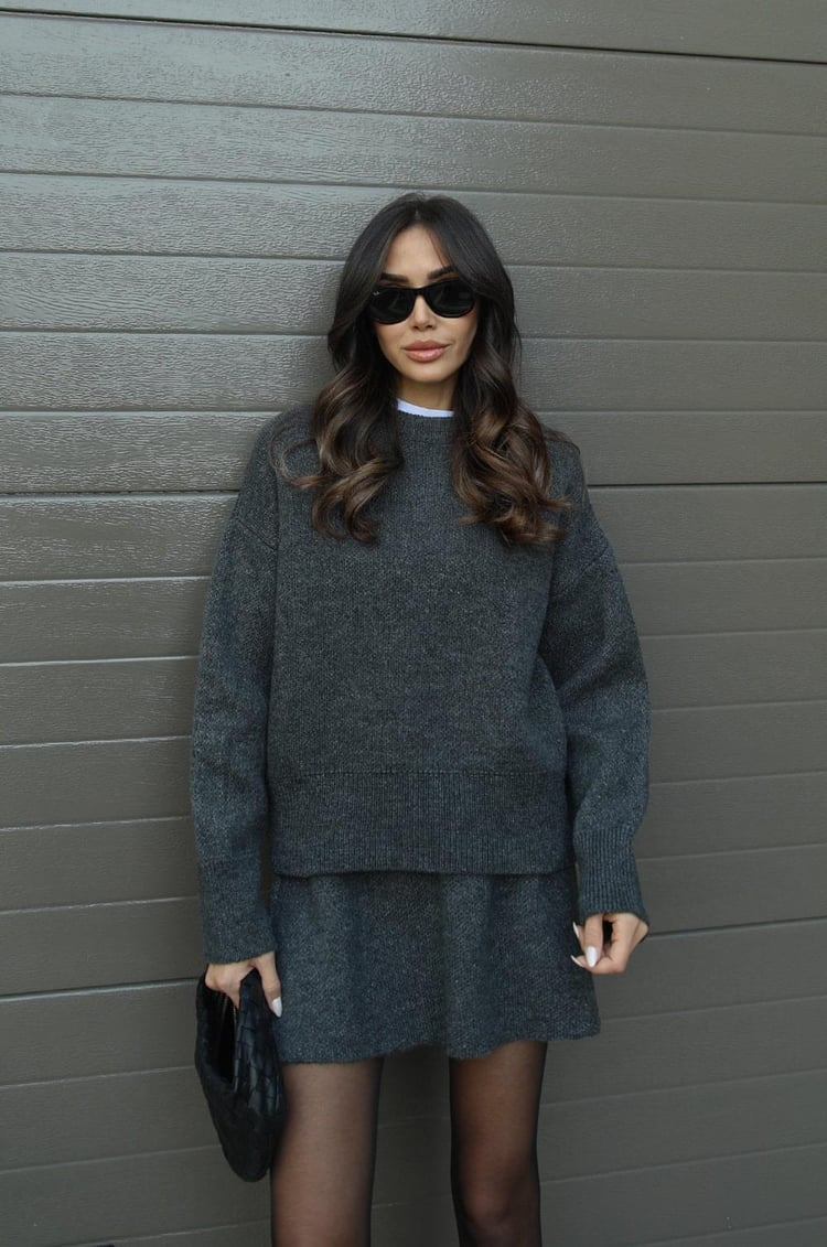 Completo Donna Maglione Oversize e Gonna in Misto Lana