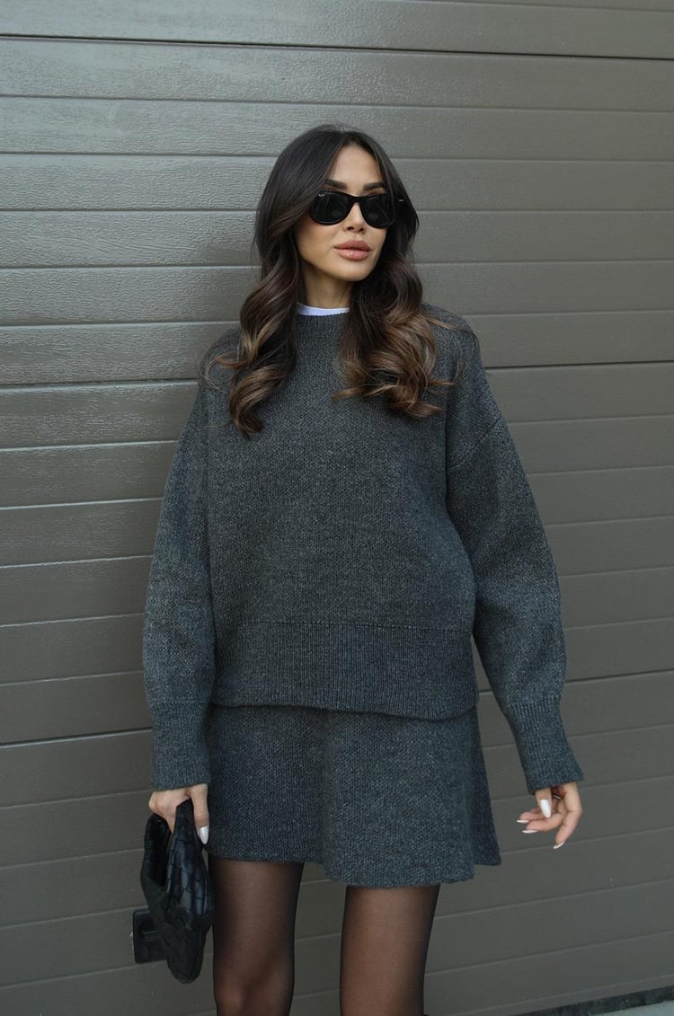 Completo Donna Maglione Oversize e Gonna in Misto Lana