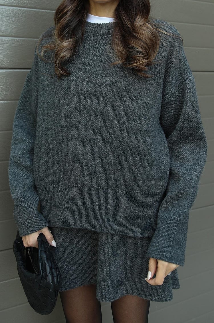 Completo Donna Maglione Oversize e Gonna in Misto Lana