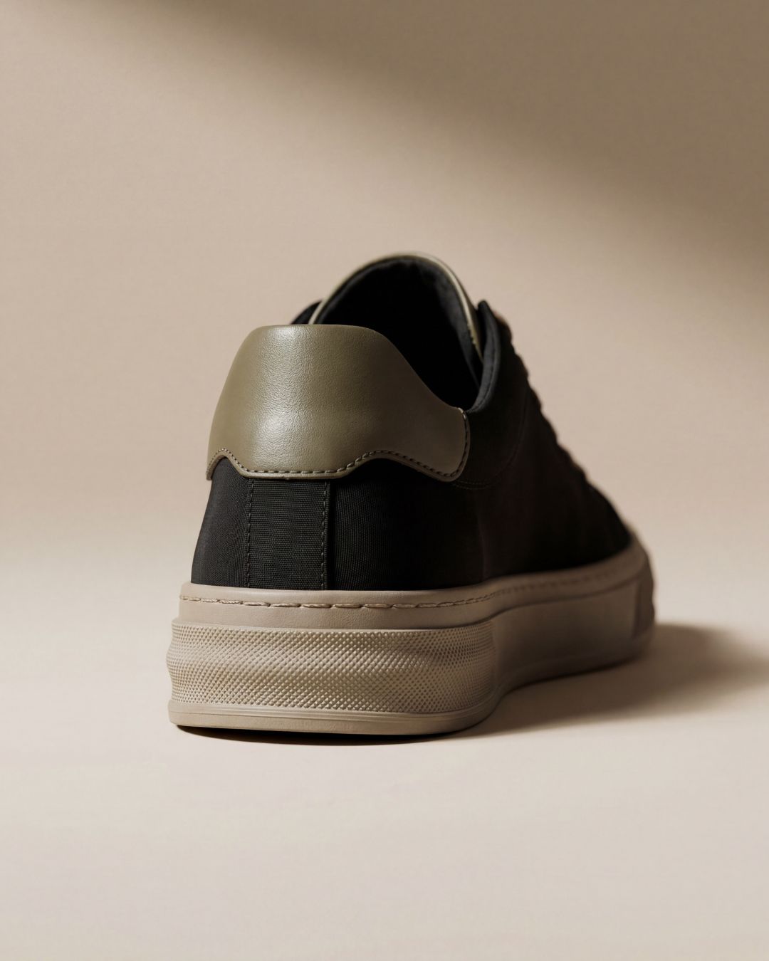 Sneakers Uomo in Tela, Design Minimal