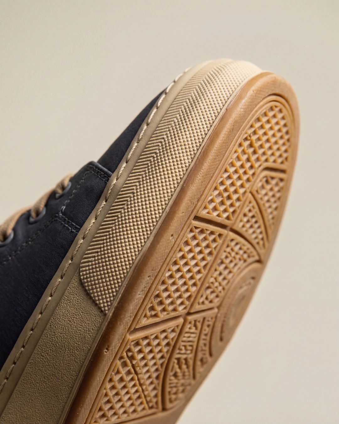 Sneakers Uomo in Tela, Design Minimal