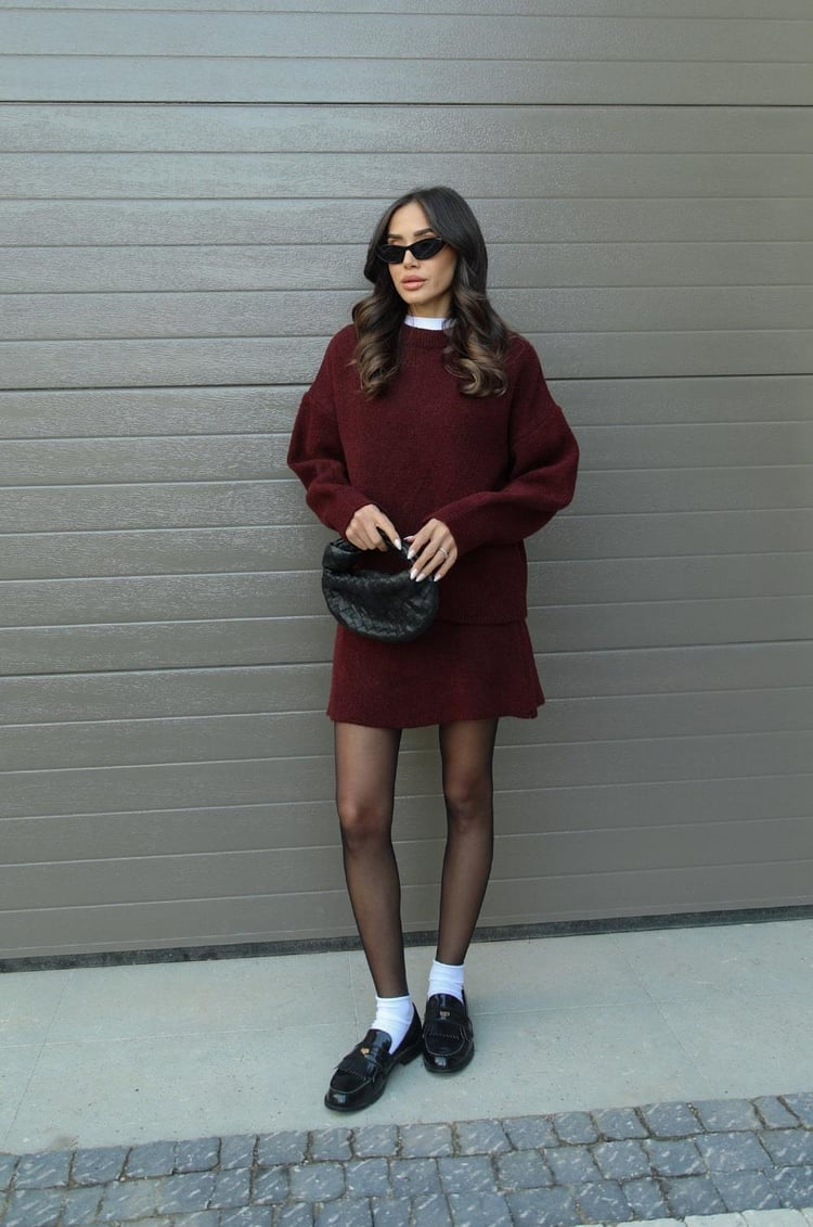 Completo Donna Maglione Oversize e Gonna in Misto Lana