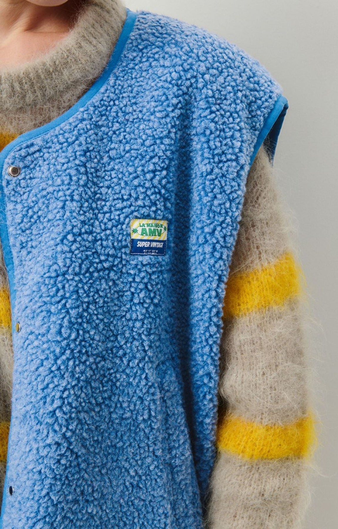 Gilet Donna Smanicato con Tasche Frontali, Taglio Comodo