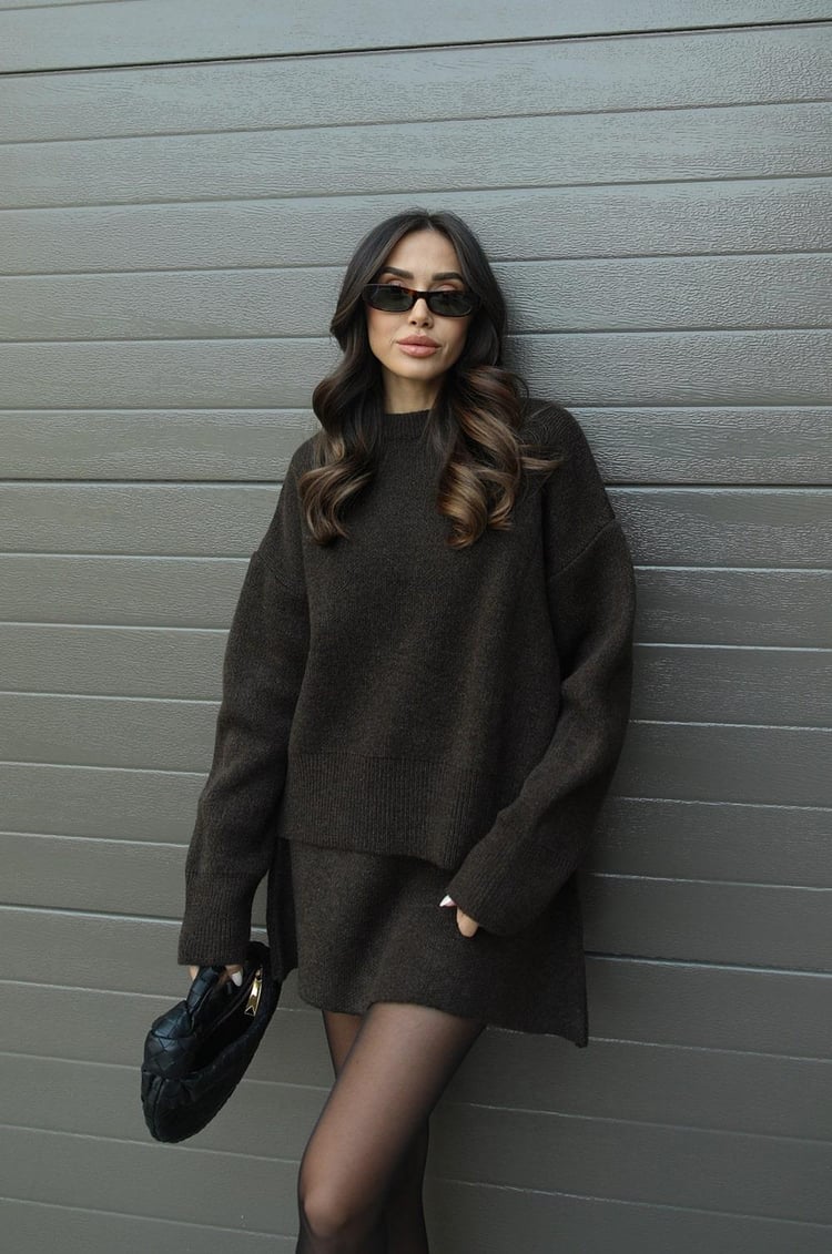 Completo Donna Maglione Oversize e Gonna in Misto Lana