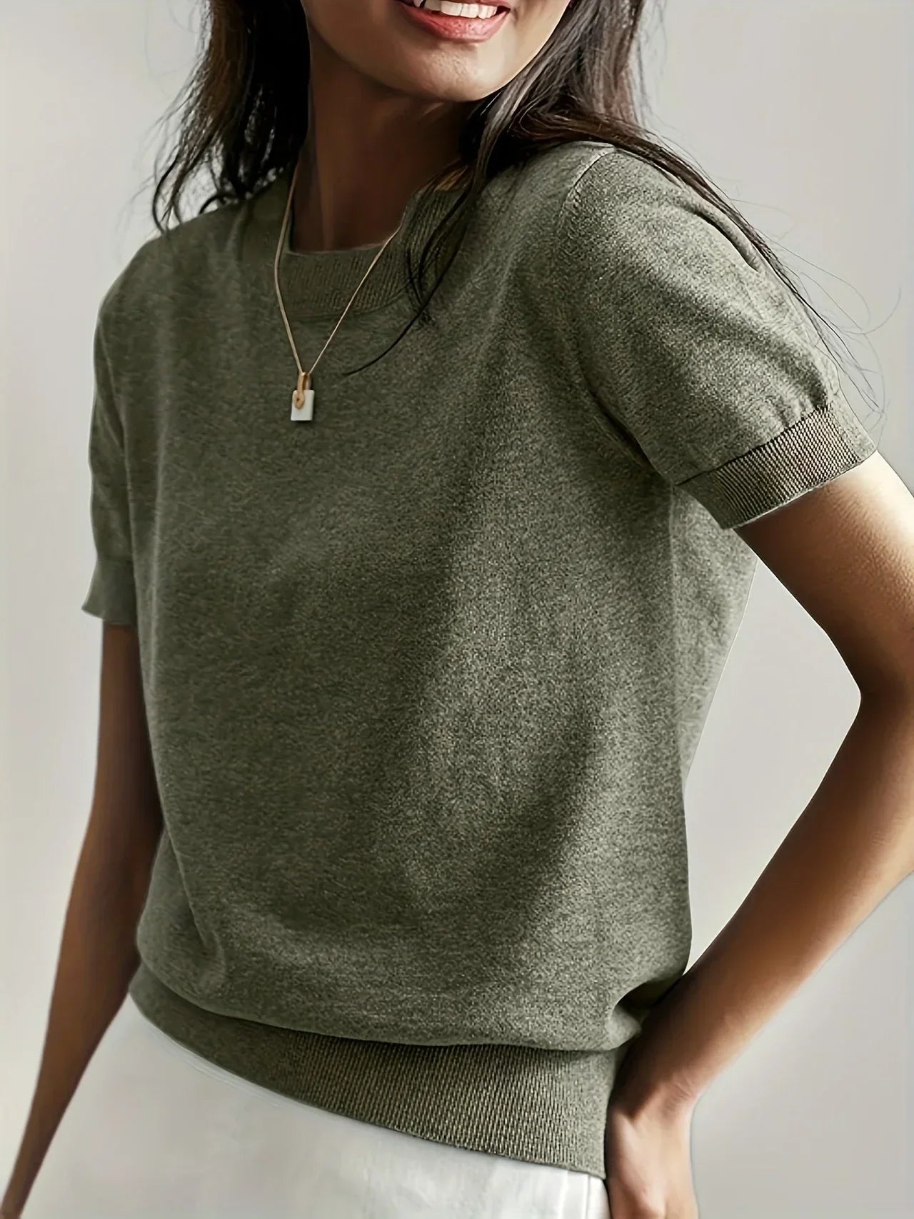 Top Slim Fit Donna – Maniche Corte, Adatto per Primavera e Estate