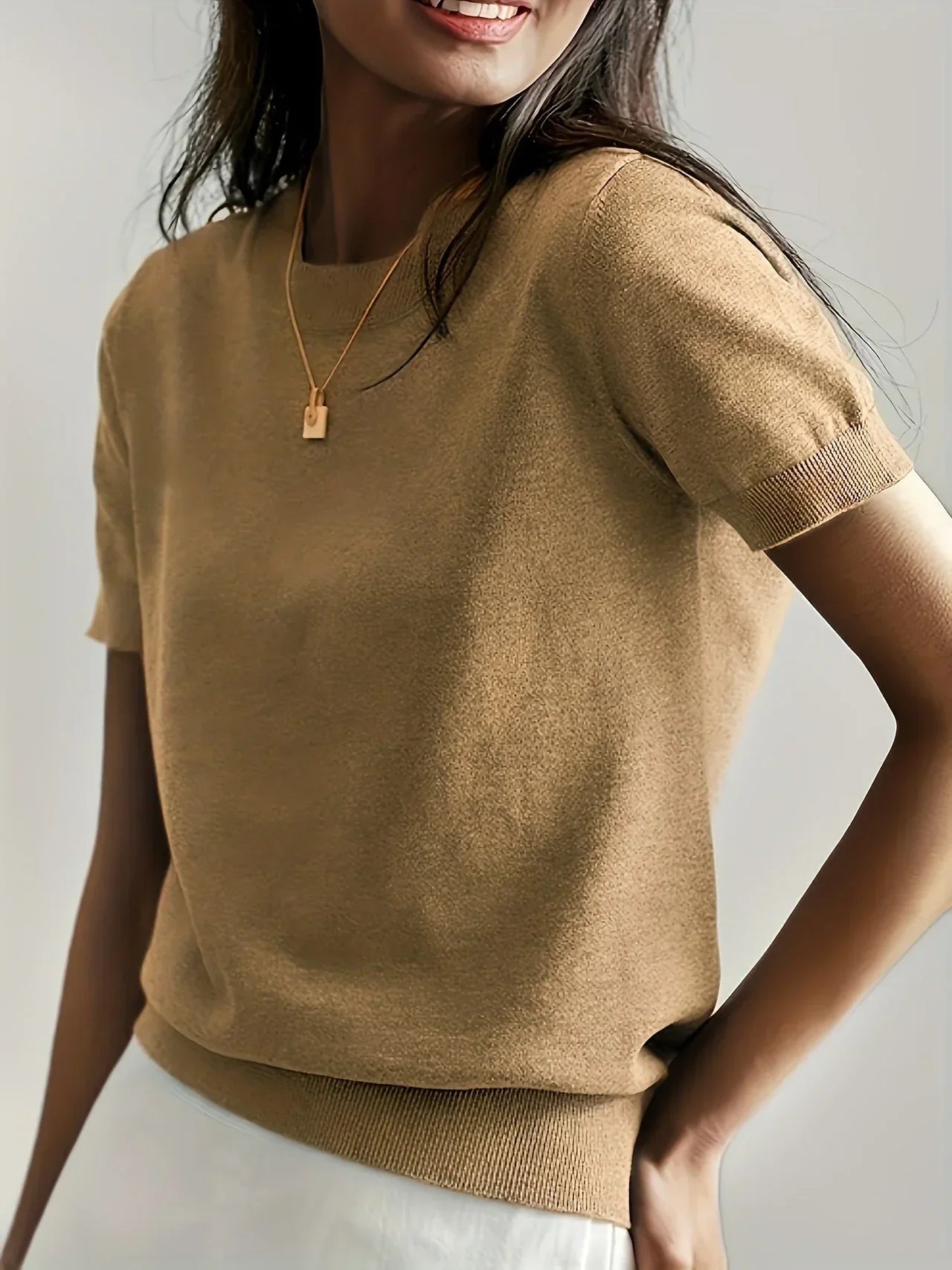 Top Slim Fit Donna – Maniche Corte, Adatto per Primavera e Estate