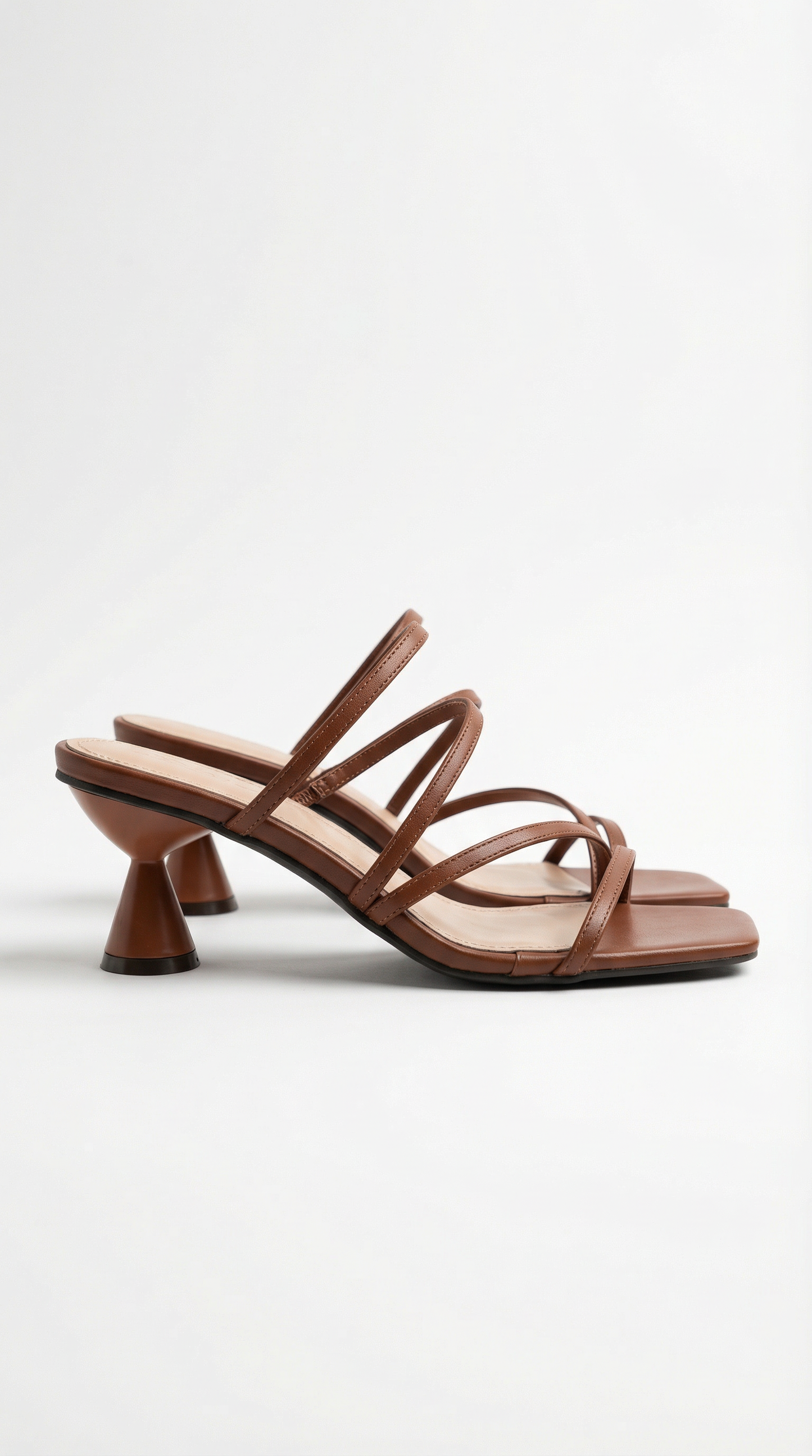 Sandali da Donna con Tacco Kitten – Con Cinghie, Adatti per l'Estate e per Uso Casual