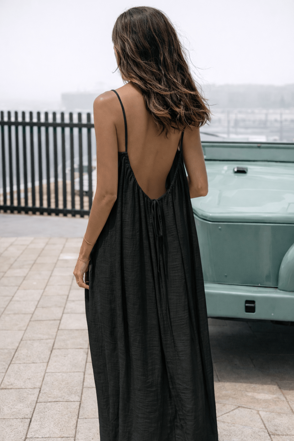 Vestito Maxi Donna Schiena Scoperta Regolabile Effetto Fluido