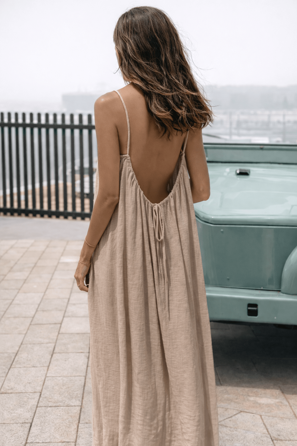 Vestito Maxi Donna Schiena Scoperta Regolabile Effetto Fluido