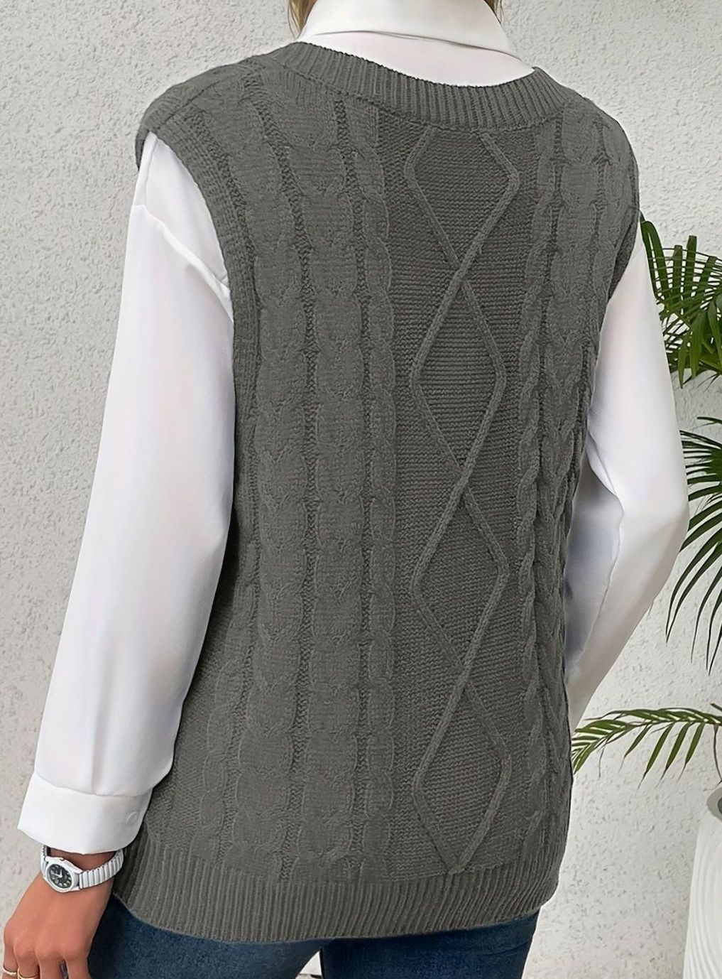 Gilet Donna in Tricot a Trecce con Scollo a V