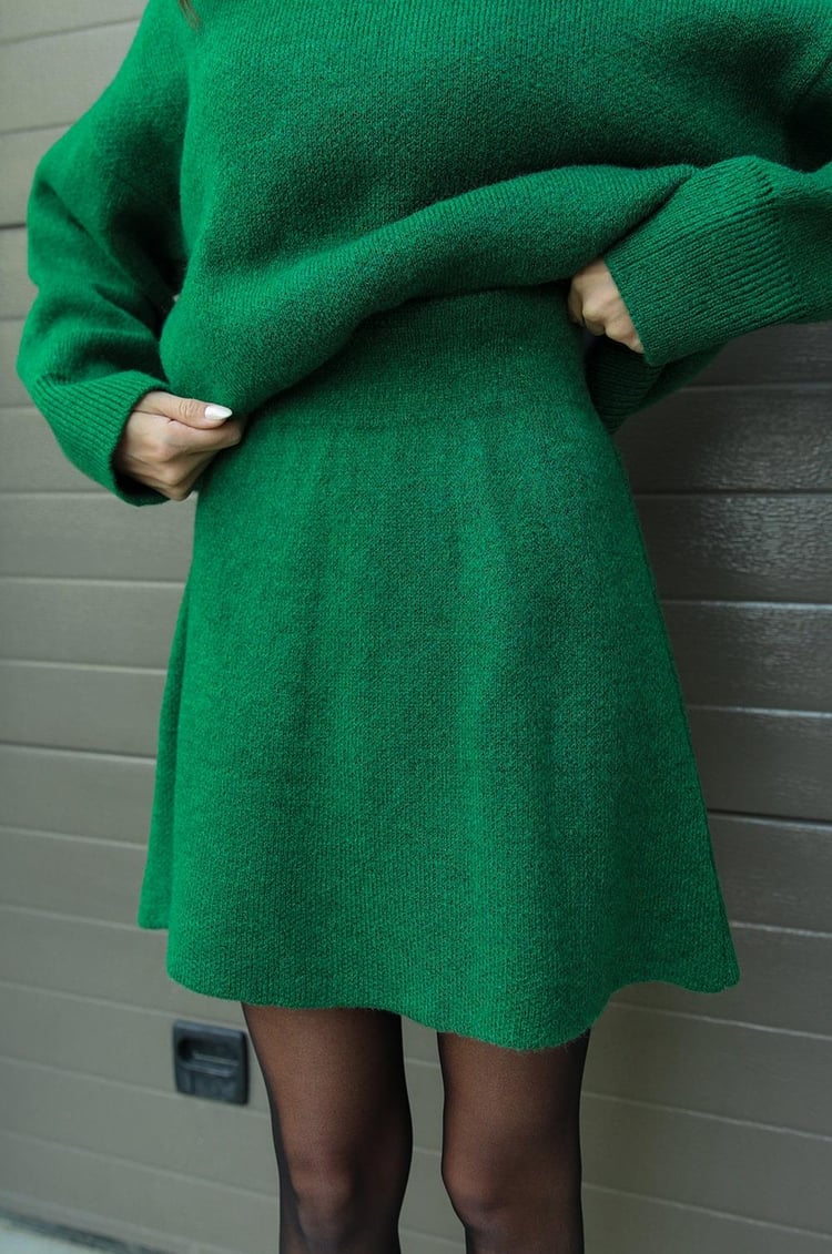 Completo Donna Maglione Oversize e Gonna in Misto Lana